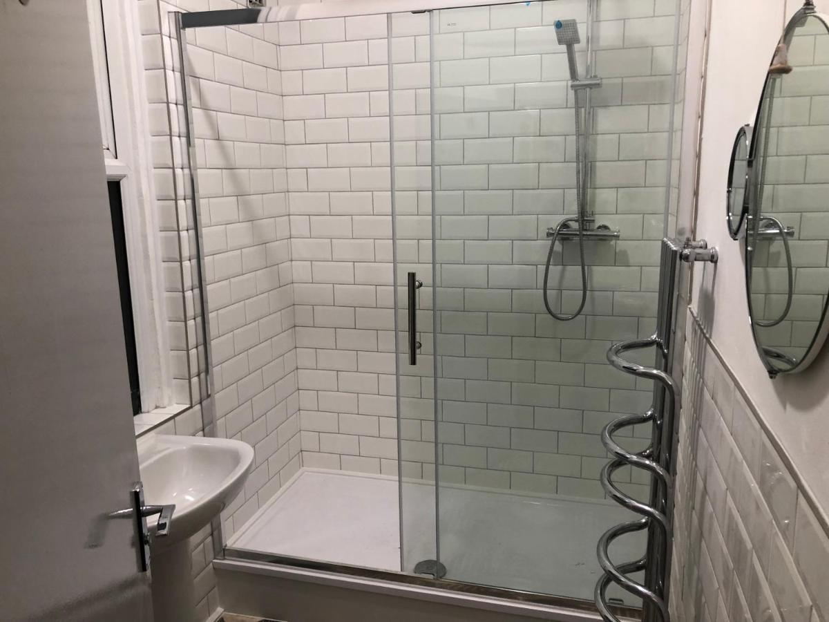 Tees Valley B&B Apartment 1 蒂斯河畔斯托克顿 外观 照片